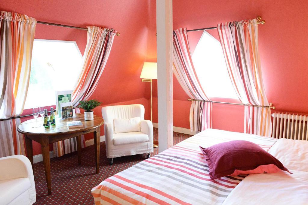 Bilsen Romantik Hotel Jagdhaus Waldfrieden חדר תמונה